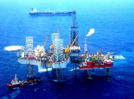 Thủ tướng cho phép PVN điều chỉnh kế hoạch khai thác dầu khí - 1 Đọc những thông tin kinh tế - tài chính mới nhất trên