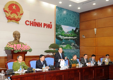 Phó Thủ tướng: Còn TNGT nghiêm trọng là còn khuyết điểm lớn - 2 Hội nghị của Chính phủ được tổ chức trực tuyến với 63 điểm cầu là các tỉnh thành trong cả nước.