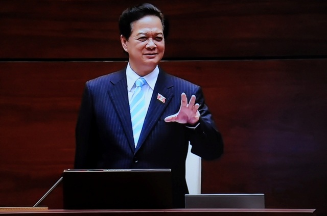 Thủ tướng “trấn an” đại biểu Quốc hội về khả năng khống chế nợ xấu - 1 Thủ tướng tại phiên trả lời chất vấn trực tiếp trước Quốc hội trong kỳ họp thứ 8 vừa qua.