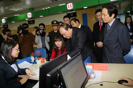 Phó Thủ tướng: Xử nghiêm cán bộ làm ngơ, tiếp tay cho buôn lậu - 2 Phó Thủ tướng: Xử nghiêm cán bộ làm ngơ, tiếp tay cho buôn lậu