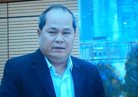 Hơn một lời xin lỗi trong phiên chất vấn Bộ trưởng Giàng Seo Phử - 2 Đại biểu Ngô Văn Minh tại phiên chất vấn.