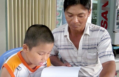 Mẹ mất, cha làm khai sinh con ra sao? - 1 Mẹ mất, cha làm khai sinh con ra sao?