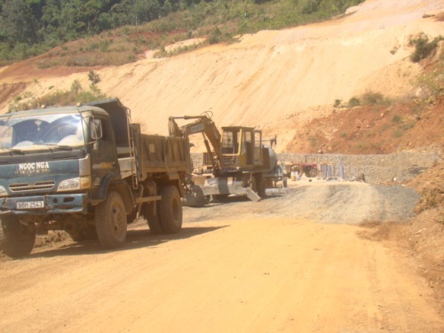 Thi công QL 28 đoạn qua Đắk Nông: Chậm chạm và nhiều sai phạm.