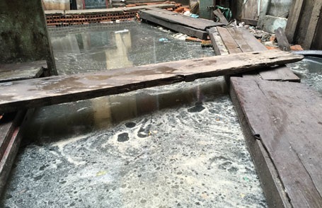 Bạn đọc Dân trí ngóng đợi kết quả giải cứu 12 hộ dân sau “tối hậu thư” của UBND TP Hà Nội - 2 Bạn đọc Dân trí ngóng đợi kết quả giải cứu 12 hộ dân sau “tối hậu thư” của UBND TP Hà Nội.