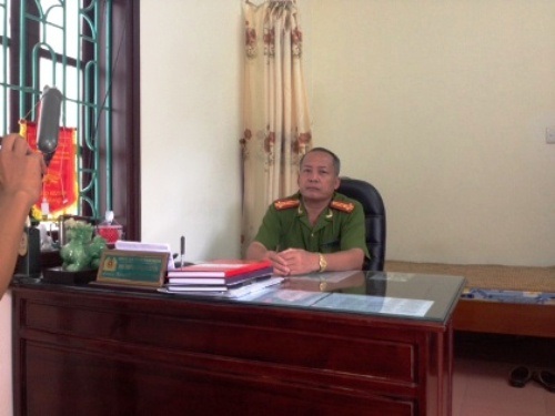 Đơn kêu cứu gửi báo Dân trí và giấy tờ vay nợ trong nghi án lừa đảo.