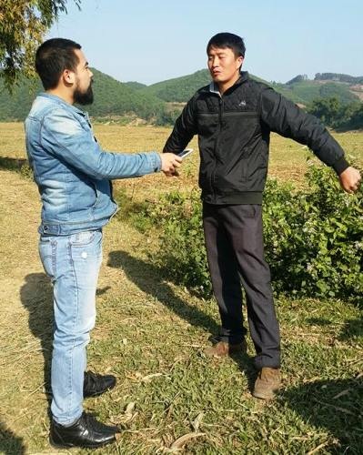 Tuyên Quang: Bắt dân vì xua đuổi tàu hút cát sông Lô, lãnh đạo xã thoát khởi tố - 3 Anh Trần Văn Báu tả lại việc bị bắt giữ vô cớ tại hiện trường sự việc.