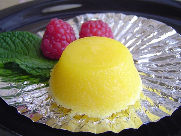 Những món ăn vặt ở xứ sở của những điệu nhảy Samba cuồng nhiệt - 2 Beijinho de Coco