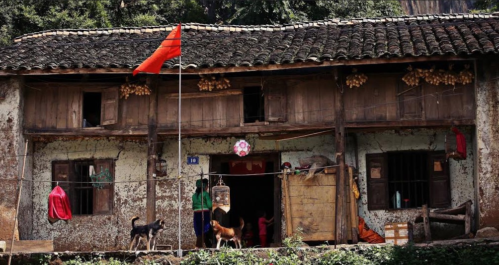 Khám phá ngôi nhà "ấm về đông, mát về hè" trên cao nguyên đá Đồng Văn - 3 Ngôi nhà 3 gian cổ kính, đặc trưng của nhà Trình Tưởng cổ ở phố cổ thị trấn Đồng Văn, Hà Giang