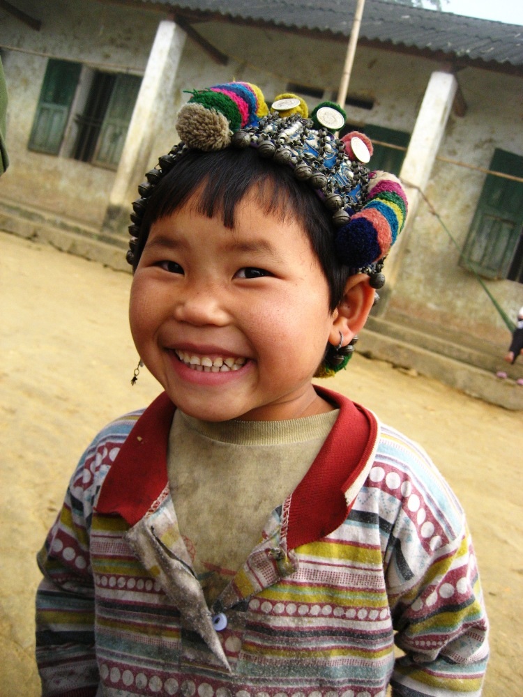 Cuối tuần lên Y Tý “phượt” rừng , “săn” mây - 5 Y Tý hiện ra dưới ánh nắng vàng ươm của những ngày đầu hè mát mẻ.