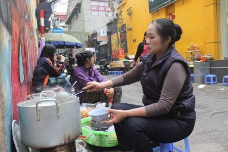 Những món quà vặt đặc trưng phố cổ đất Hà Thành