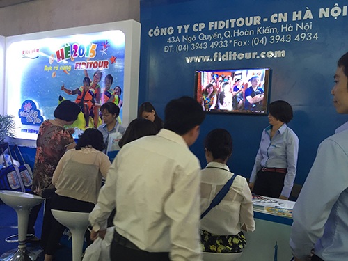 Khách đông, ban tổ chức VITM 2015 quyết định kéo dài thời gian mở cửa - 2 Khách đông, VITM quyết định kéo dài thời gian mở cửa