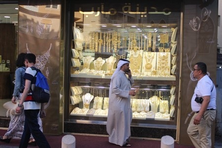 Những hình ảnh thú vị về “chợ vàng” Việt Nam và “chợ vàng” quốc tế