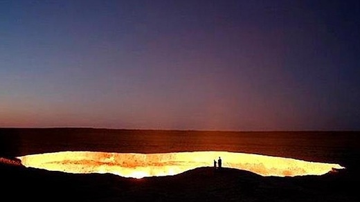 Rợn người với 6 hồ lạnh và sâu nhất thế giới - 5 Cánh cổng Địa Ngục, Turkmenistan