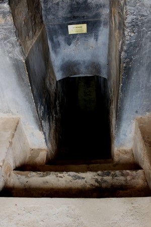 Vào mùa hè, các phòng giam nơi đây g