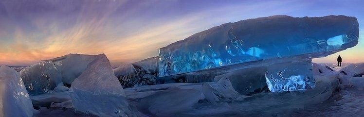 Những hiện tượng tự nhiên “kì thú” trên Trái Đất - 11 Đá ngọc lam.