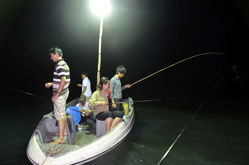 Trải nghiệm thú vị không thể bỏ qua ở vịnh Hạ Long - 4 Trải nghiệm thú vị không thể bỏ qua ở vịnh Hạ Long