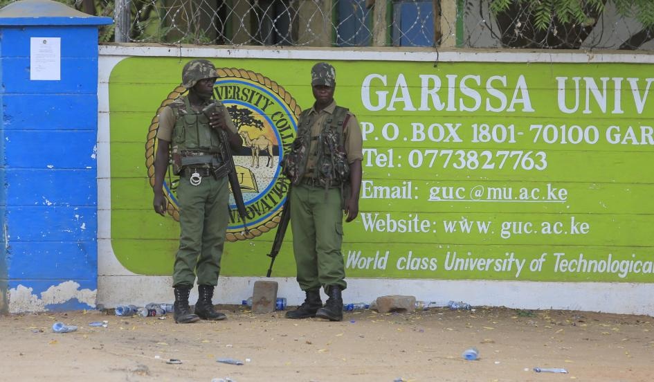Kenya bắt giữ 5 nghi can tấn công đẫm máu trường học - 1 An ninh được tăng cường trong quá trình truy lùng và thẩm vấn các nghi can (Ảnh:
