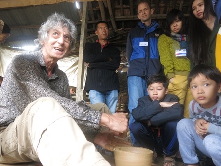 Khi bắt tay vào sáng tạo, Bert và Douwe nói rằng không có một định hướng chủ đề nào cho tác phẩm