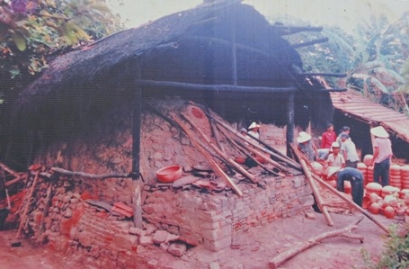 Làng gốm Thanh Hà 500 năm tuổi nay vẫn còn đỏ lửa 