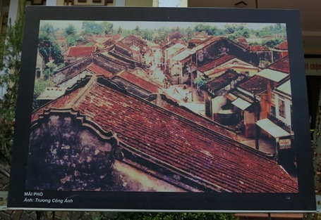 Mái Phố (ảnh của Trương Công Ánh)