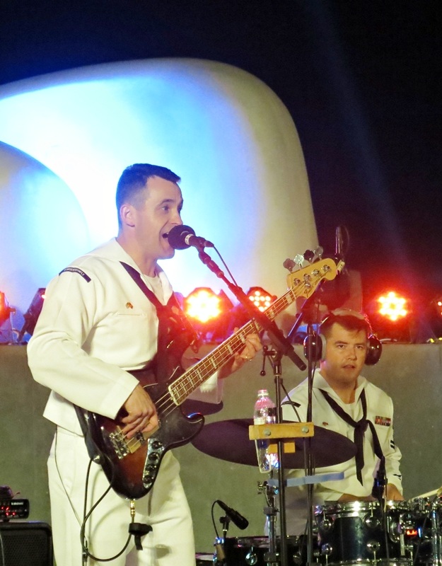 Ban nhạc Hạm đội 7 - Hải quân Hoa Kỳ đã có những màn trình diễn sôi động ở Đà Nẵng