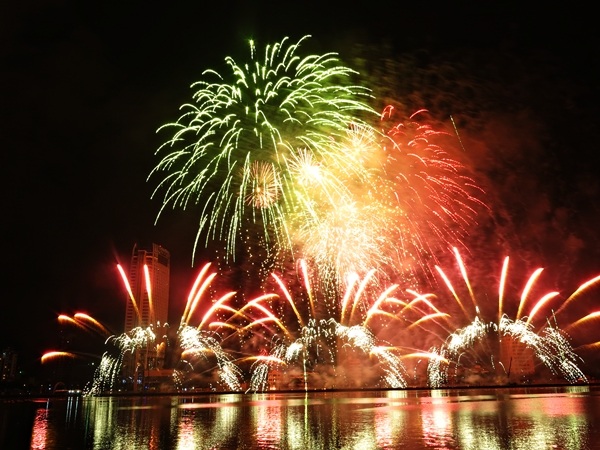 Đội chủ nhà Đà Nẵng - Việt Nam khiến khán giả nức lòng với màn trình diễn tiến bộ vượt bậc 