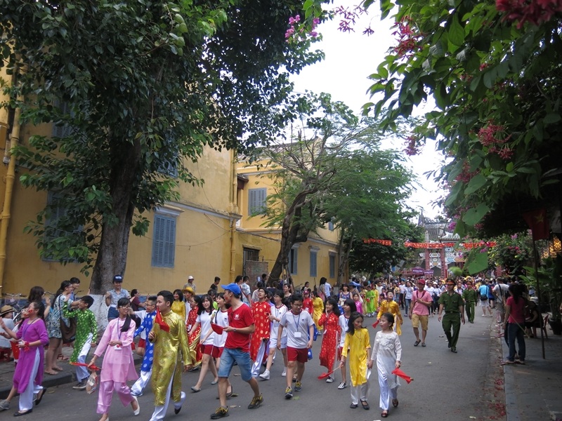 Lượng du khách đến Hội An tăng đột biến trong những ngày lễ  30/4-1/5 vừa qu