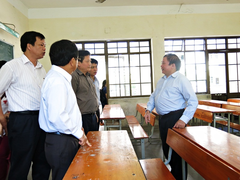 Thứ trưởng Bùi Văn Ga: “Không có sự cẩn thận nào là thừa thãi”