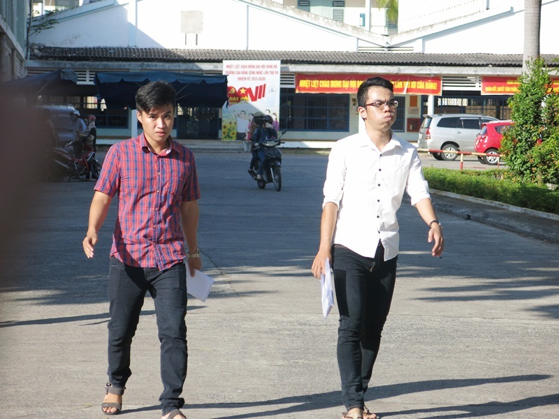 Nhiều thí sinh được hỏi cho rằng đề Lý có tính phân hoá rõ ràng. (Ảnh: Khánh Hiền)