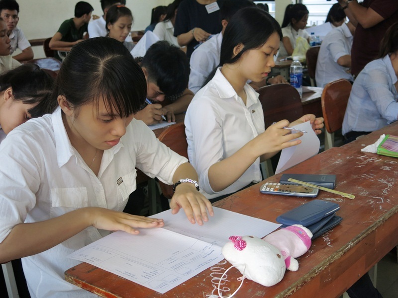 Thí sinh dự kỳ thi THPT quốc gia 2015 tại Đà Nẵng