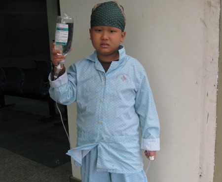 Nín đi, rồi mẹ sẽ lại về với con - 3 Nín đi, rồi mẹ sẽ lại về với con - 3
