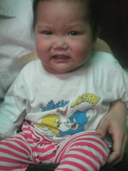 Hơn 12 triệu đồng đến với bé thơ 1 tuổi bị bệnh tim - 1 Hơn 12 triệu đồng đến với bé thơ 1 tuổi bị bệnh tim