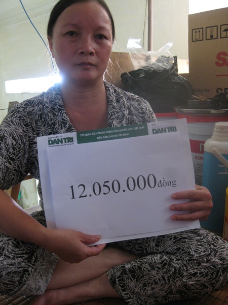 Hơn 12 triệu đồng đến với em Cung - 1 Cùng một lúc lo cho hai con chạy thận, cuộc sống của gia đình cô Hằng hết sức khó khăn
