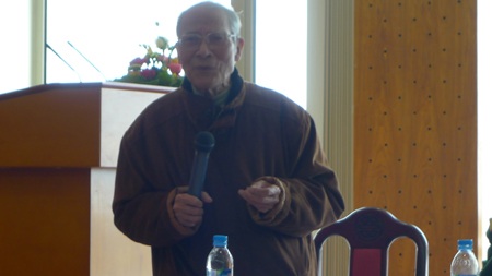 Tác giả Nguyễn Khắc Huỳnh người trực tiếp tham gia vào kí kết Hội nghị Paris