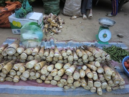 Măng là món ăn không thể quên được với khách du lịch khi đến chợ Bắc Hà