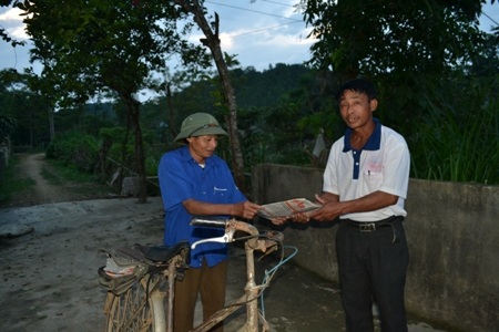 Không chỉ là người đưa tin, bác Thân còn hưởng ứng nhiệt tình các cuộc vận động lớn