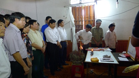 Nhiều tấm lòng bạn đọc Dân trí đến với gia đình em Nguyễn Văn Nam