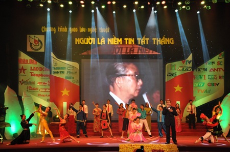 9 ca khúc được trình bày trong đêm nhạc kể lại trọn vẹn, đầy đủ câu chuyện của Người.