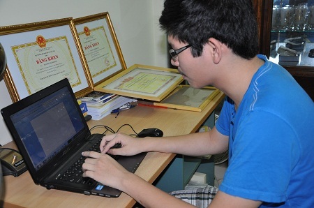 Đam mê Tin học từ năm lớp 8, Đạt đã thu về cho mình nhiều thành tích đáng nể.