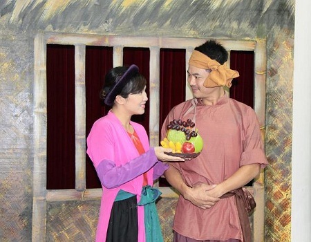 Vợ chồng chàng Đất, cô Xoan 