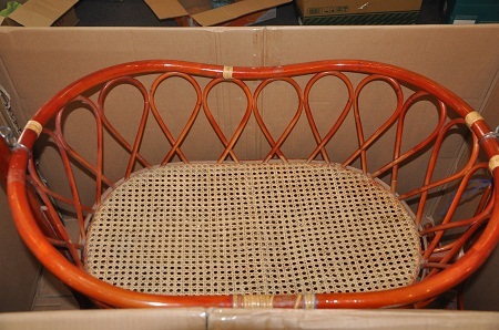 Hình ảnh của một chiếc nôi cũ.