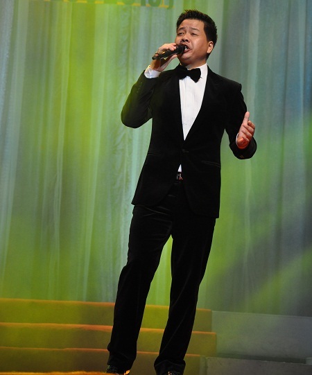 Ánh Tuyết xúc động hát không nhạc với Trương Chi.