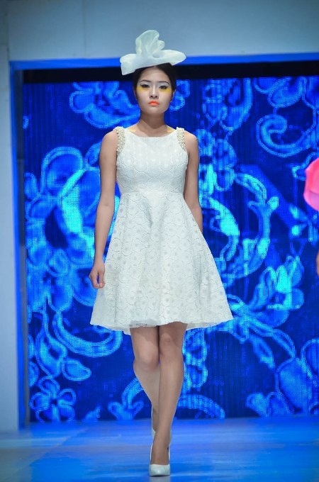 Một số những mẫu thiết kế ấn tượng của Việt Hà.