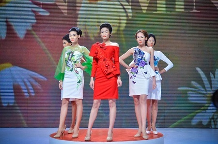 Thời trang cao cấp Việt khẳng định ở đêm Haute Couture - 10 Minh Minh với những mẫu thời trang thuộc