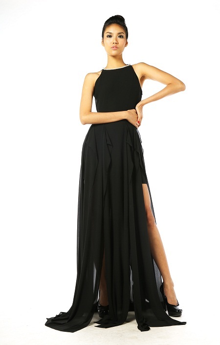 Lấy ý tưởng hình ảnh: Alice lạc vào xứ sở thần tiên làm cảm hứng sáng tác của NTK Đức Hải.