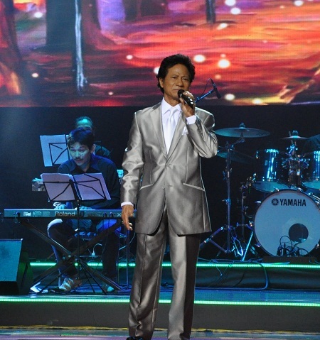 71 tuổi, Chế Linh vẫn nồng nàn, say trong tình yêu đôi lứa