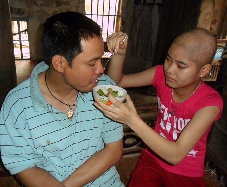 Ra đi ở tuổi 16, em bỏ lại sau lưng bao ước mơ của mình.