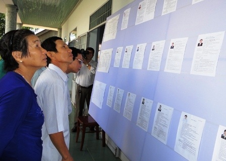 Náo nức không khí bầu cử khắp các địa phương - 4