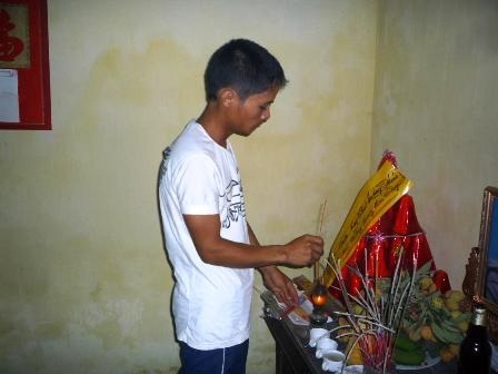 Tắm biển, 2 bố con chết đuối - 1