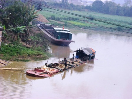 Những dòng sông không yên bình - 4 Những dòng sông không yên bình - 4